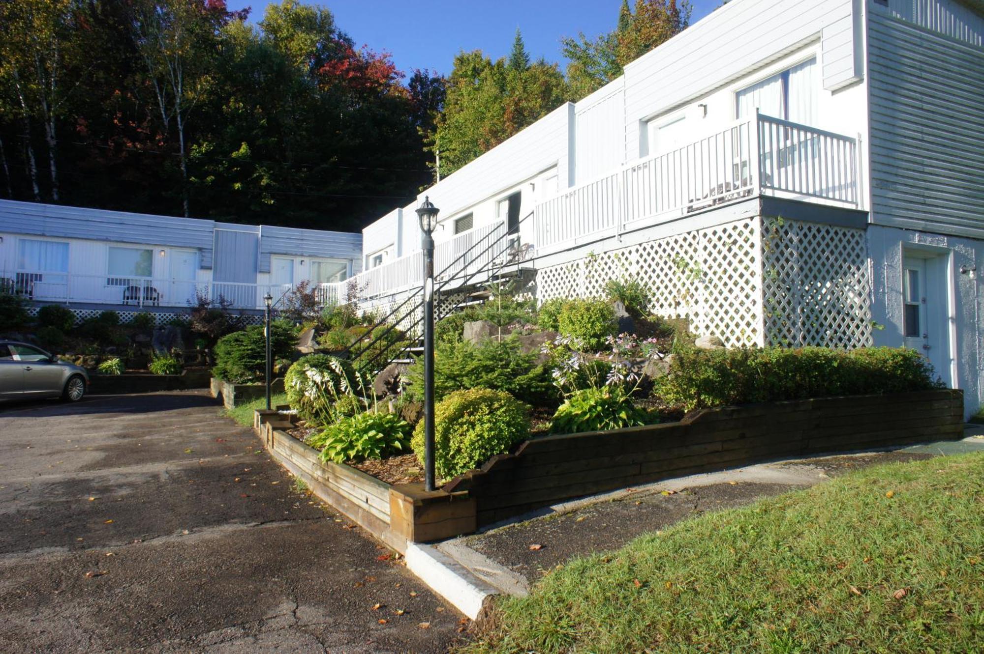 Motel Clair Mont Sainte-Agathe-des-Monts Exterior foto